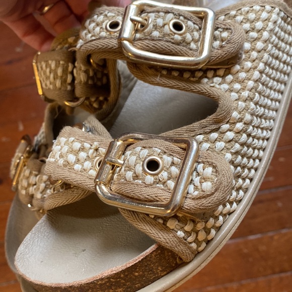 Zara slides with chunky gold buckles / leather and woven fabric - Picture 5 of 7